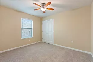 510 Holiday Creek Ln, Georgetown, TX 78633 - Photo 12