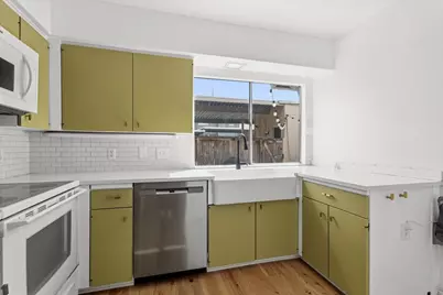 1809 Coronado Hills Drive #10, Austin, TX 78752 - Photo 12