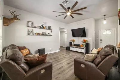 1132 Cordova Loop, Seguin, TX 78155 - Photo 6