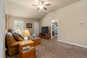 140 Brockston Dr, Buda, TX 78610 - Photo 28