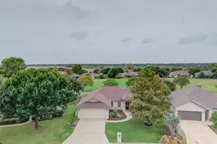 124 Marion St, Meadowlakes, TX 78654 - Photo 4