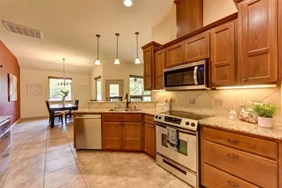 124 Marion Street, Meadowlakes, TX 78654 - Photo 8