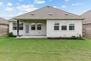 121 Shagbark Trl, Bastrop, TX 78602 - Photo 34