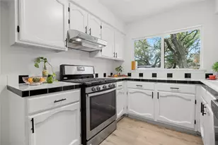 12113 Grey Rock Ln, Austin, TX 78750 - Photo 12