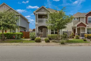 107 Friendship Oak Dr, San Marcos, TX 78666 - Photo 2