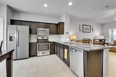 107 Friendship Oak Drive, San Marcos, TX 78666 - Photo 10