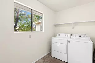 1902 Twin Oaks St, Kingsland, TX 78639 - Photo 24