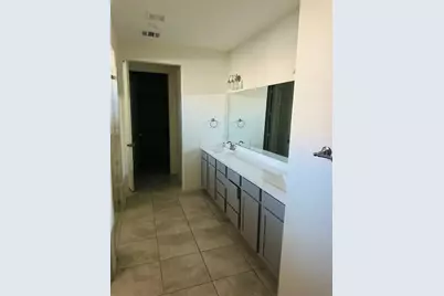 608 Sixpence Lane, Georgetown, TX 78628 - Photo 18