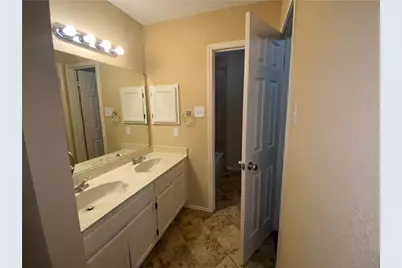 700 David Curry Drive, Round Rock, TX 78664 - Photo 10