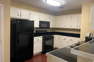 700 David Curry Dr, Round Rock, TX 78664 - Photo 4