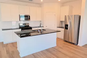 133 Woodbrook Dr, Georgetown, TX 78674 - Photo 2