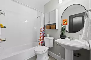 3001 Maplelawn Cir, Austin, TX 78723 - Photo 6