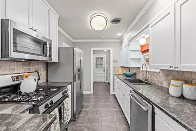 1011 E 45th Street, Austin, TX 78751 - Photo 4