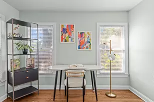 1011 E 45th St, Austin, TX 78751 - Photo 20