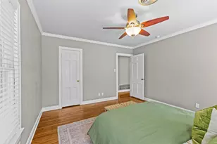 1011 E 45th St, Austin, TX 78751 - Photo 16
