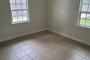 904 Chote Ave, Austin, TX 78702 - Photo 6