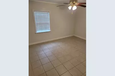 904 Chote Avenue, Austin, TX 78702 - Photo 8