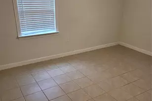 904 Chote Ave, Austin, TX 78702 - Photo 8