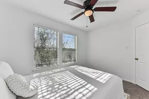 2340 Bluffstone Dr, Round Rock, TX 78665 - Photo 14