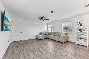 2340 Bluffstone Dr, Round Rock, TX 78665 - Photo 2