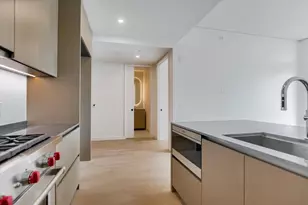 610 Davis St, Austin, TX 78701 - Photo 8