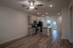 524 Emory Crossing Blvd, Hutto, TX 78634 - Photo 6