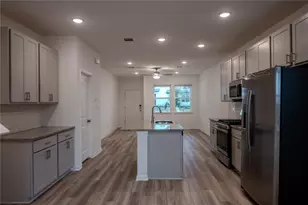 524 Emory Crossing Blvd, Hutto, TX 78634 - Photo 8