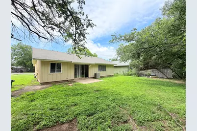 5206 Village Trail, Austin, TX 78744 - Photo 22
