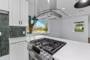 1307 Yorkshire Dr, Austin, TX 78723 - Photo 22