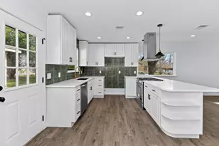 1307 Yorkshire Dr, Austin, TX 78723 - Photo 20