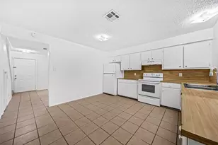 1601 Taylor Gaines St, Austin, TX 78741 - Photo 4