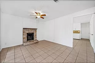 1601 Taylor Gaines St, Austin, TX 78741 - Photo 2