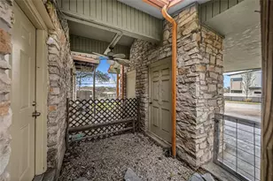 1601 Taylor Gaines St, Austin, TX 78741 - Photo 32