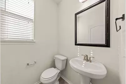 7820 Springfield Drive, Austin, TX 78744 - Photo 14