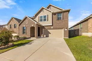 7820 Springfield Dr, Austin, TX 78744 - Photo 2