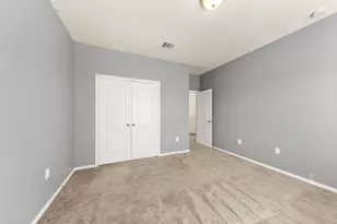 7820 Springfield Dr, Austin, TX 78744 - Photo 30