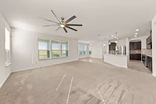 7820 Springfield Dr, Austin, TX 78744 - Photo 16