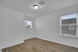 1004 E Fannin St, Luling, TX 78648 - Photo 20