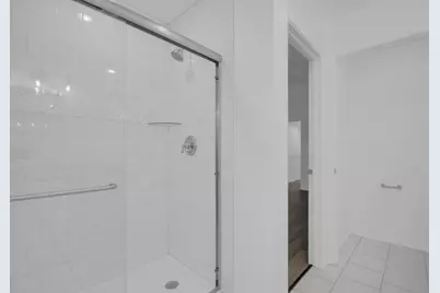 1004 E Fannin Street, Luling, TX 78648 - Photo 14