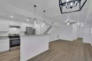 1004 E Fannin St, Luling, TX 78648 - Photo 4