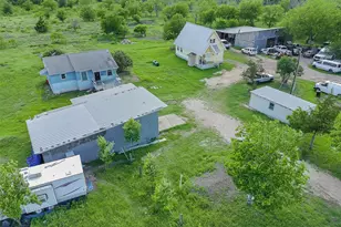 925 Long Hollow Rd, Dale, TX 78616 - Photo 2