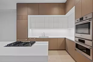 313 W 17th St, Austin, TX 78701 - Photo 2