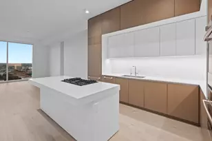313 W 17th St, Austin, TX 78701 - Photo 8