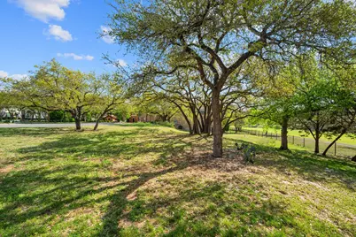 510 Black Wolf Run, Austin, TX 78738 - Photo 10