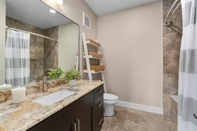 1615 E 7th Street #402, Austin, TX 78702 - Photo 16