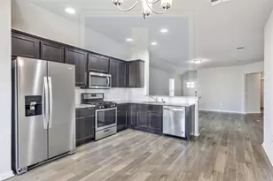 125 Frederick Dr, Georgetown, TX 78626 - Photo 2