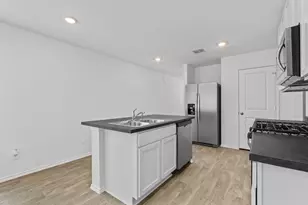 118 Schuenemann Wy, Uhland, TX 78640 - Photo 6