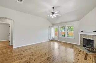 200 Gainer Dr, Hutto, TX 78634 - Photo 6
