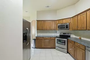 200 Gainer Dr, Hutto, TX 78634 - Photo 8
