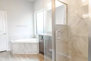 2032 Glen Hollow Hollow, Seguin, TX 78155 - Photo 18